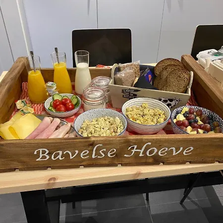 Bavelse Hoeve לינה וארוחת בוקר