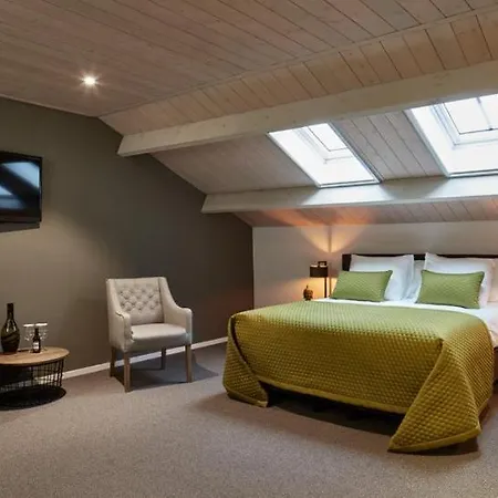 Bed & Breakfast Bavelse Hoeve *